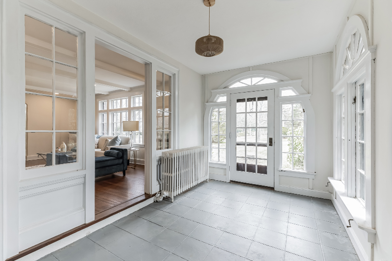 60 Maple Ave - Photo 6 of 20