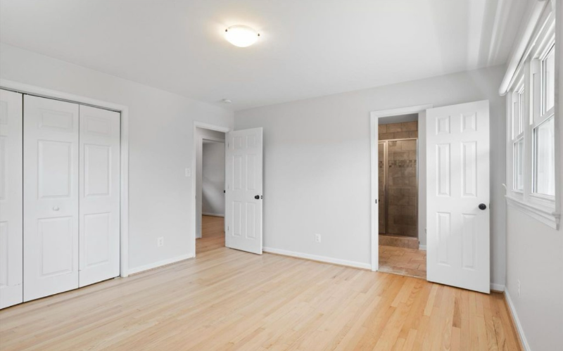 5954 Kedron St - Photo 3 of 20
