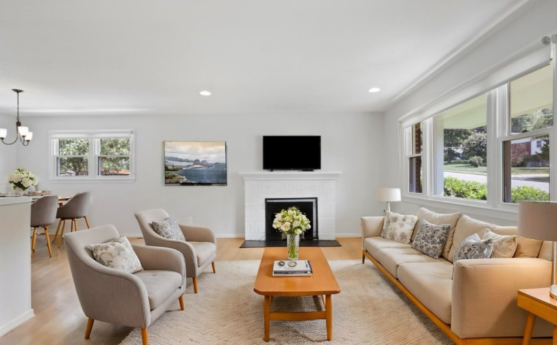 5954 Kedron St - Photo 3 of 20