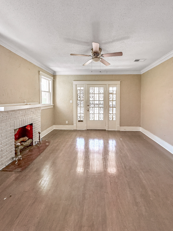 1826 Waverly Ave - Photo 3 of 21