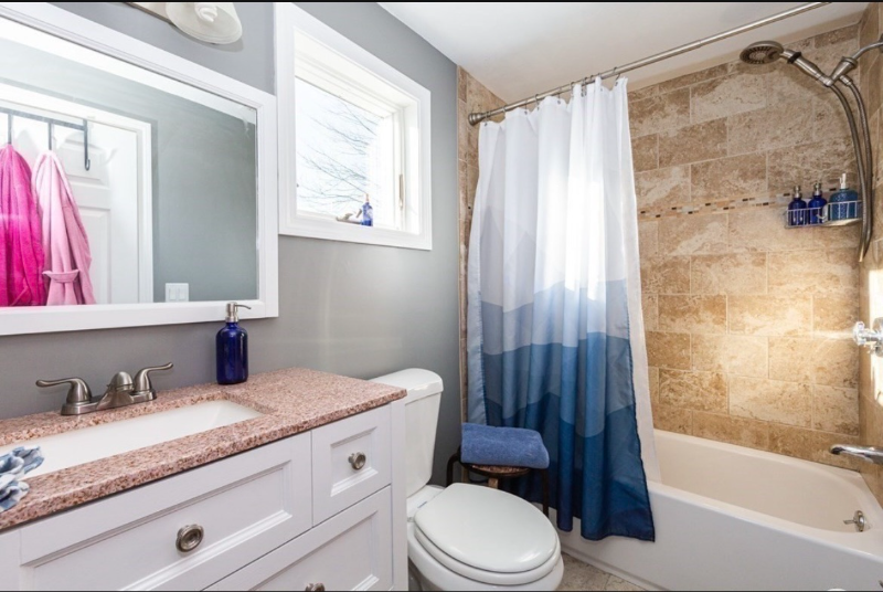 196 Spring St - Photo 6 of 13