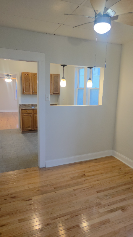 110 Noble Ave - Photo 2 of 4