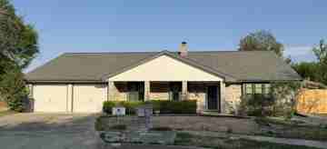 featured image of 807 Bass Cir