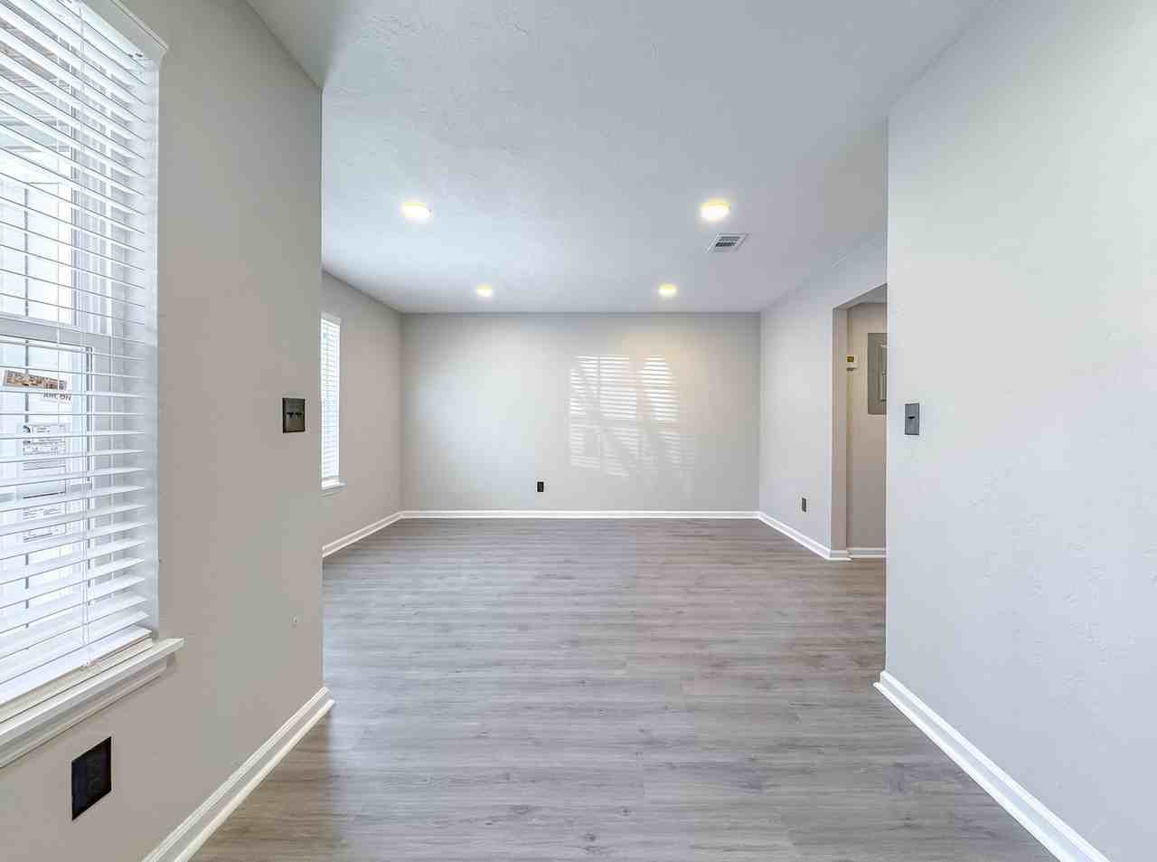 319 Dixie Dr #2C - Photo 3 of 19