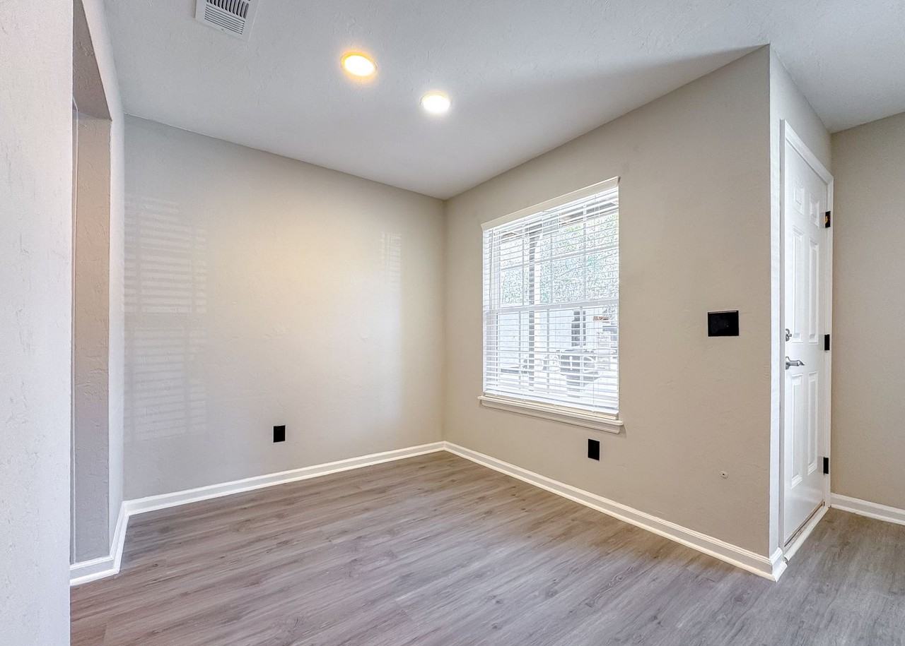 319 Dixie Dr #2C - Photo 4 of 19