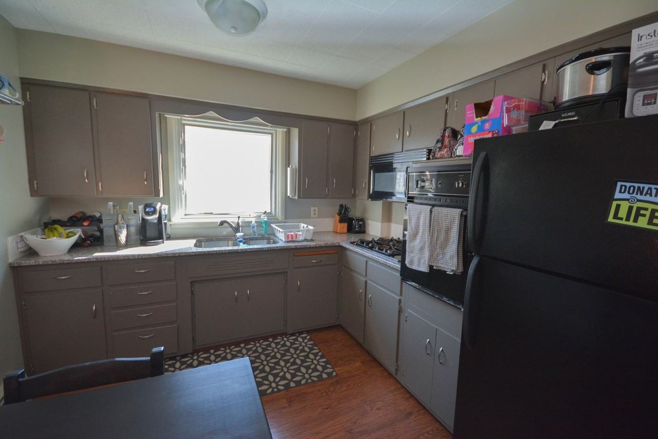 845 2nd St SW - Photo 5 of 19