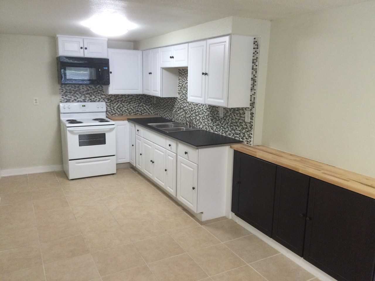 1722 W Nassau St - Photo 2 of 10