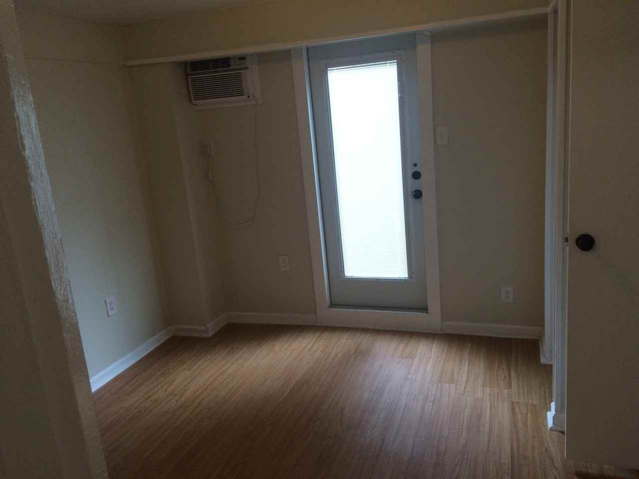 1722 W Nassau St - Photo 3 of 10