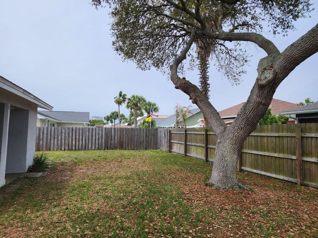 108 Sea Oats Dr - Photo 3 of 26