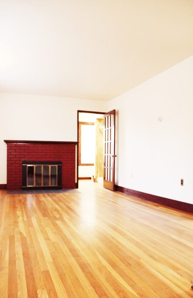 1056 North Ave - Photo 3 of 13