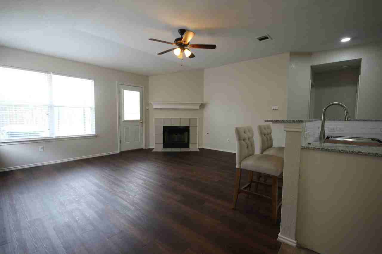 14606 Rumfeldt St - Photo 6 of 19