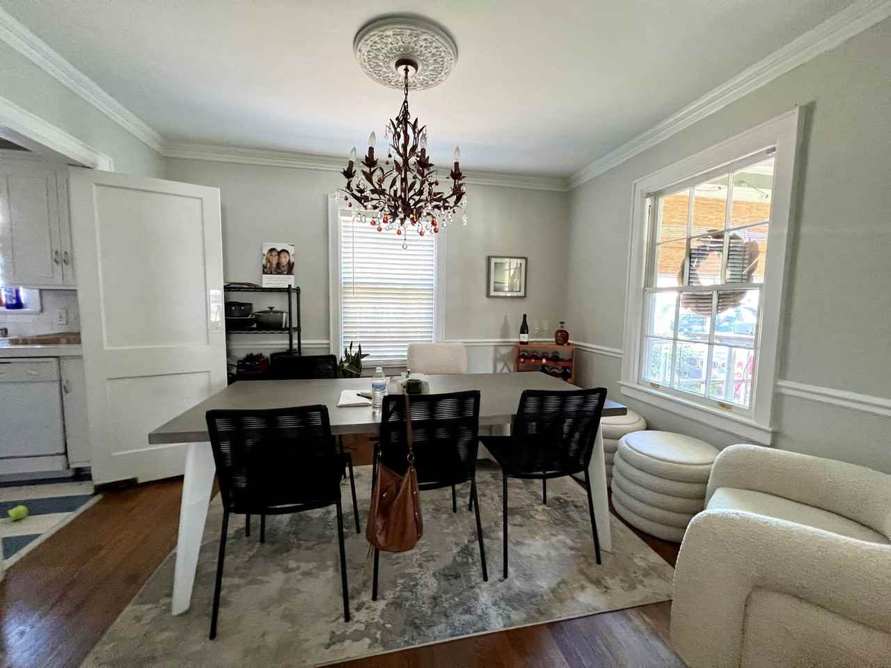 1637 Morningside Dr - Photo 2 of 21