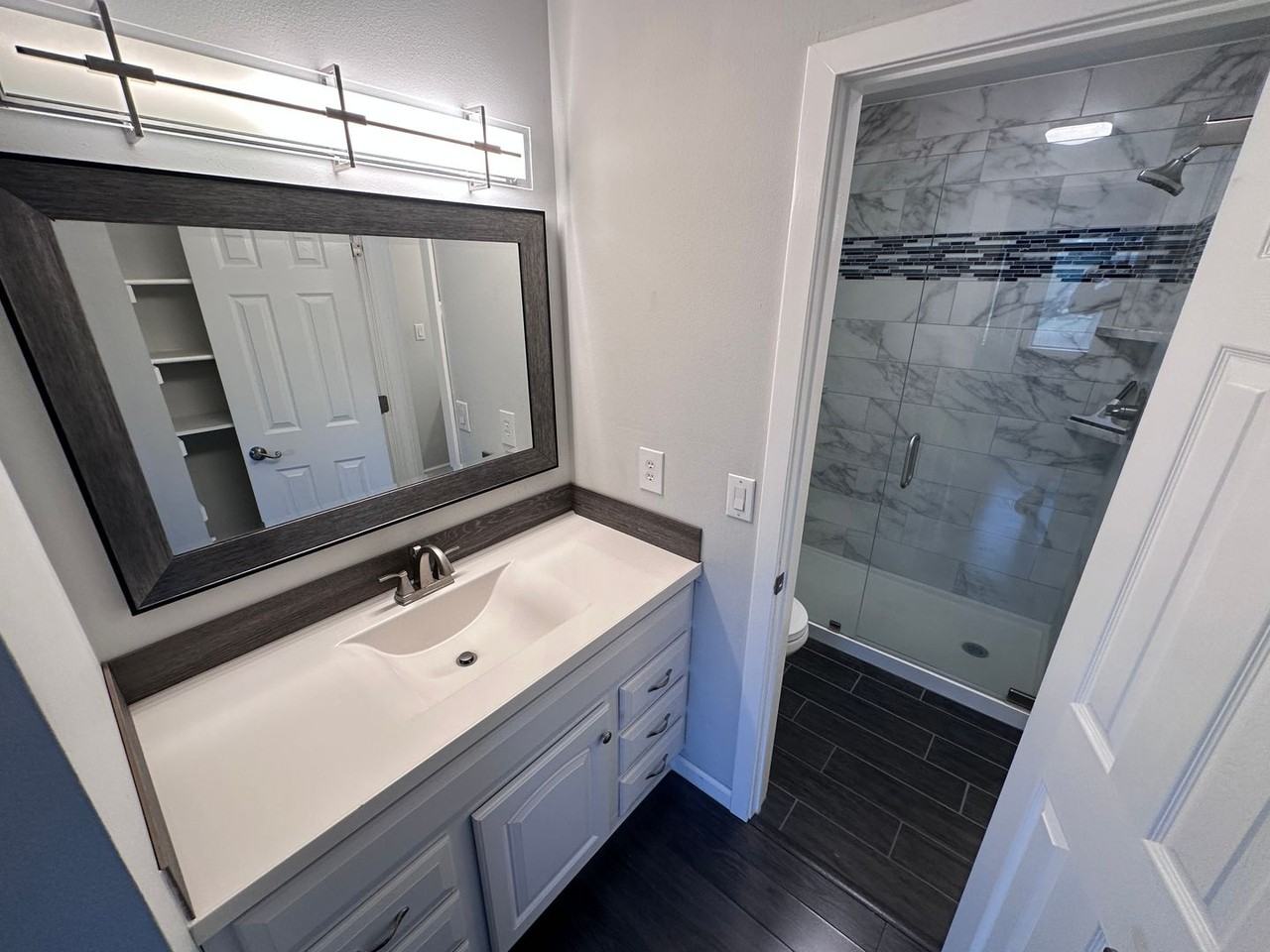 809 E Drake Rd - Photo 6 of 15