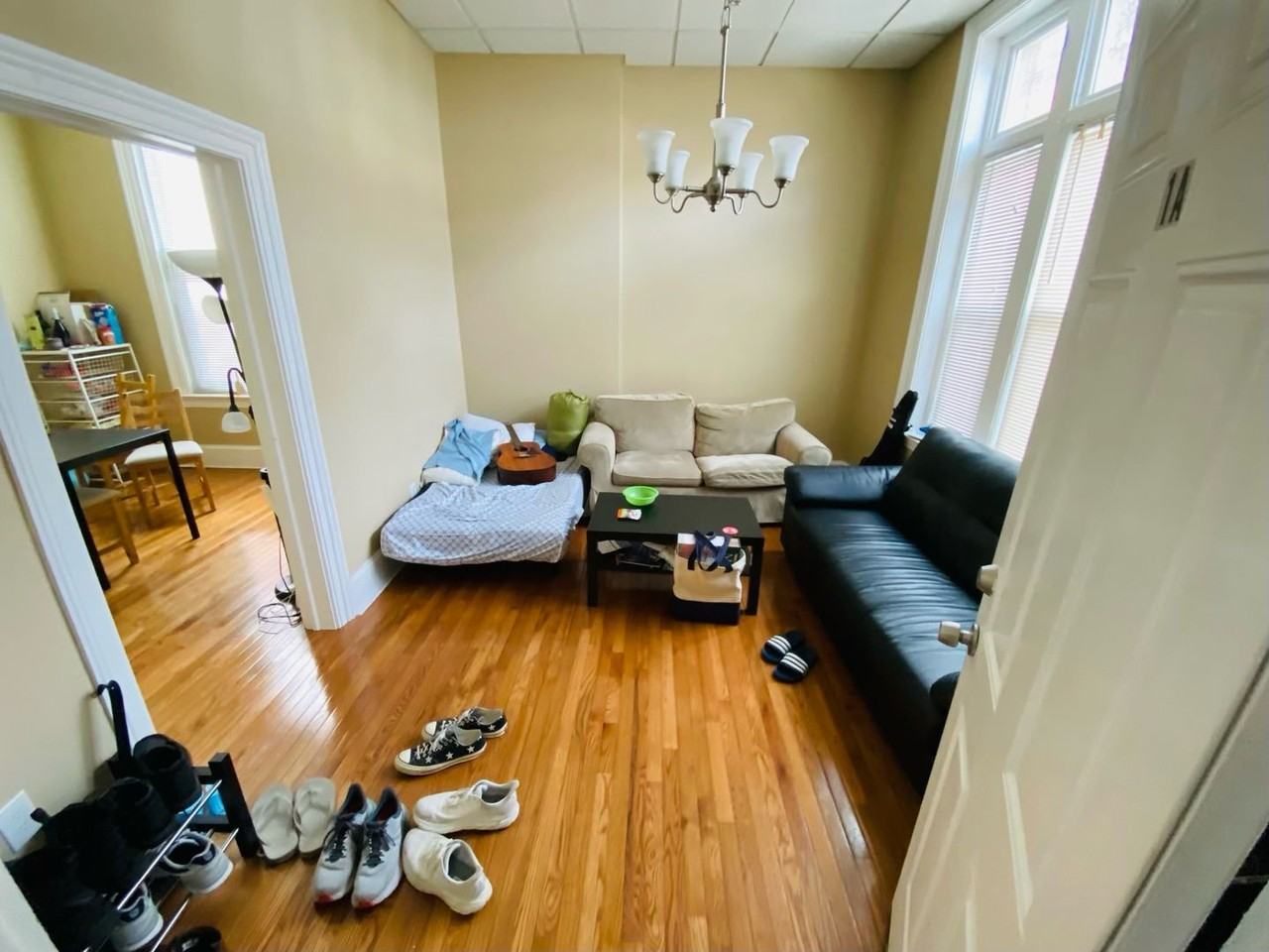 395 Orange St - Photo 6 of 8