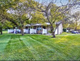 featured image of Rolling Meadows Dr