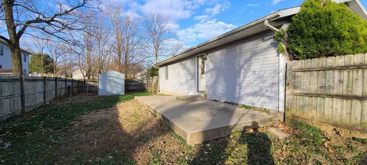 107 Vinson Ct - Photo 2 of 16