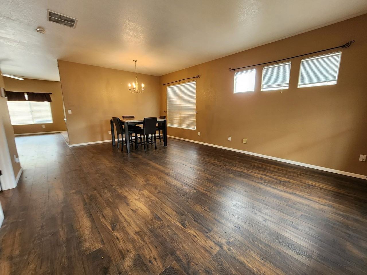 3411 Eagles Bay Pt - Photo 4 of 22