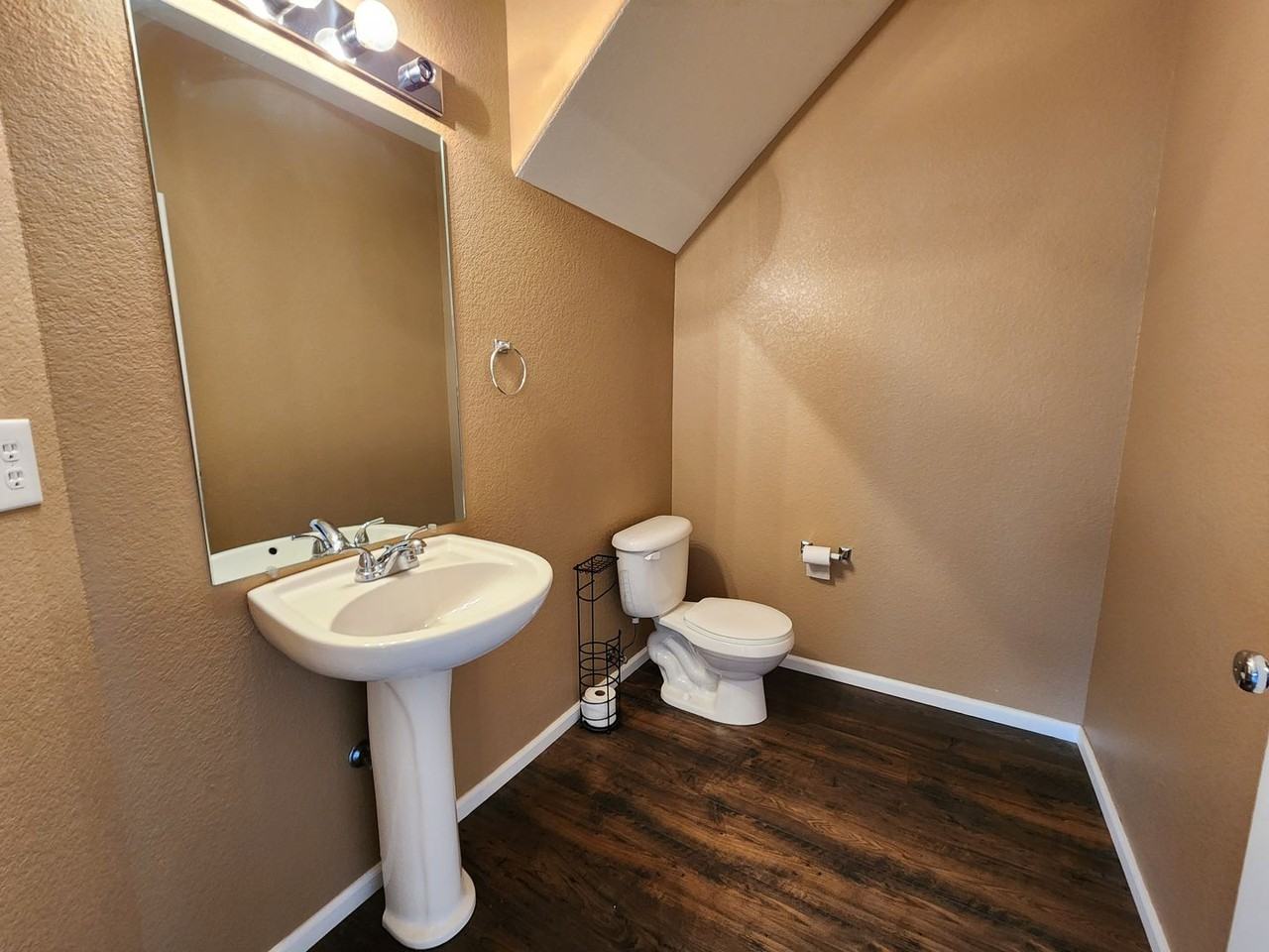 3411 Eagles Bay Pt - Photo 5 of 22