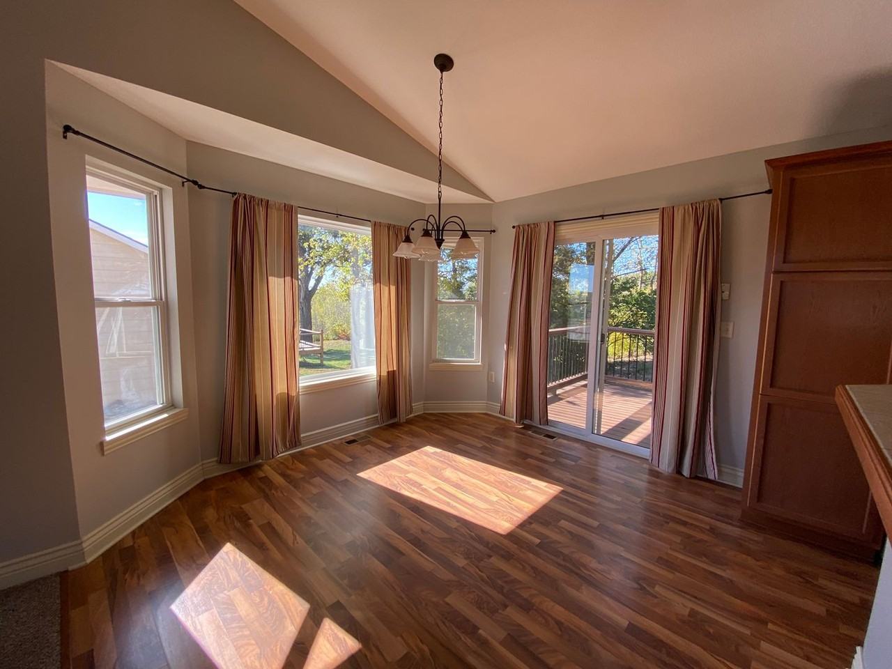 824 Fossilridge Dr - Photo 7 of 26