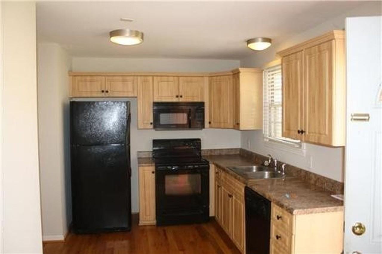 244 35th Ave N - Photo 4 of 12