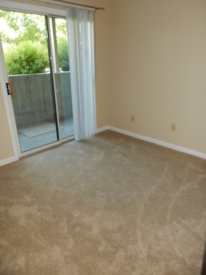 4676 White Rock Cir #8 - Photo 6 of 21