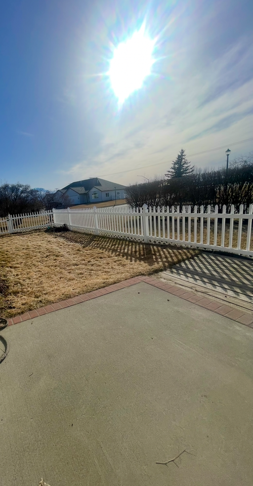 1720 S Heritage Cir - Photo 2 of 24