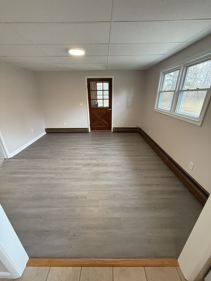 25 Bennett Ct #1 - Photo 3 of 8