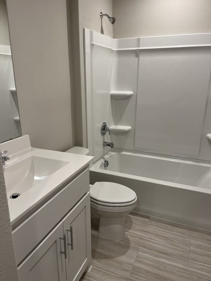376 Wildrose Cir #NA - Photo 3 of 14