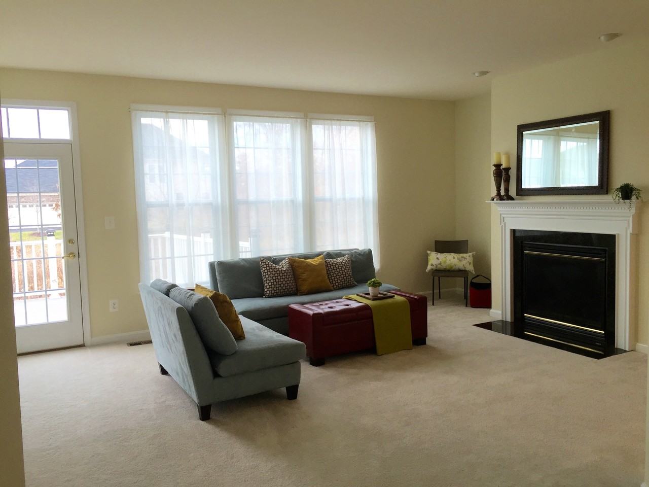 24981 Devonian Drive - Photo 2 of 6