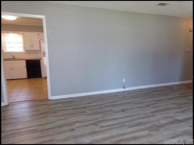 905 Norma Ct - Photo 4 of 23