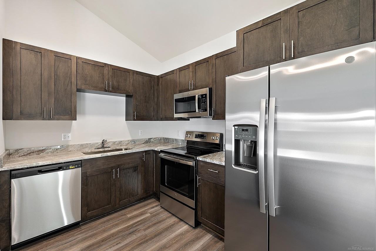 31260 23 Mile Rd - Photo 7 of 15