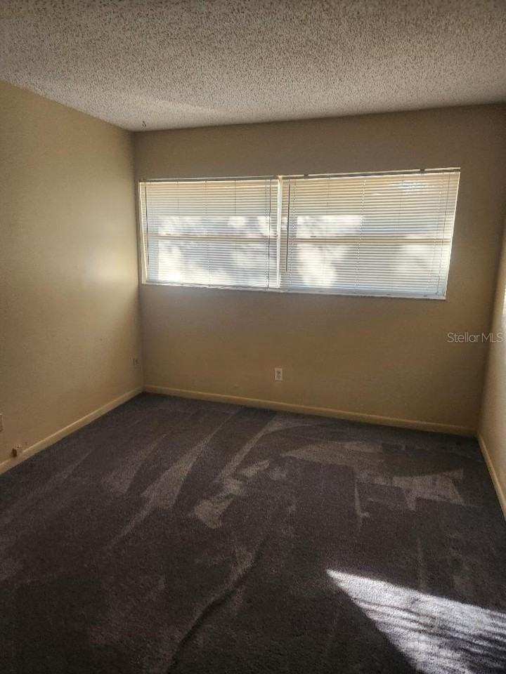 4450 40th Ave N #D16 - Photo 4 of 7