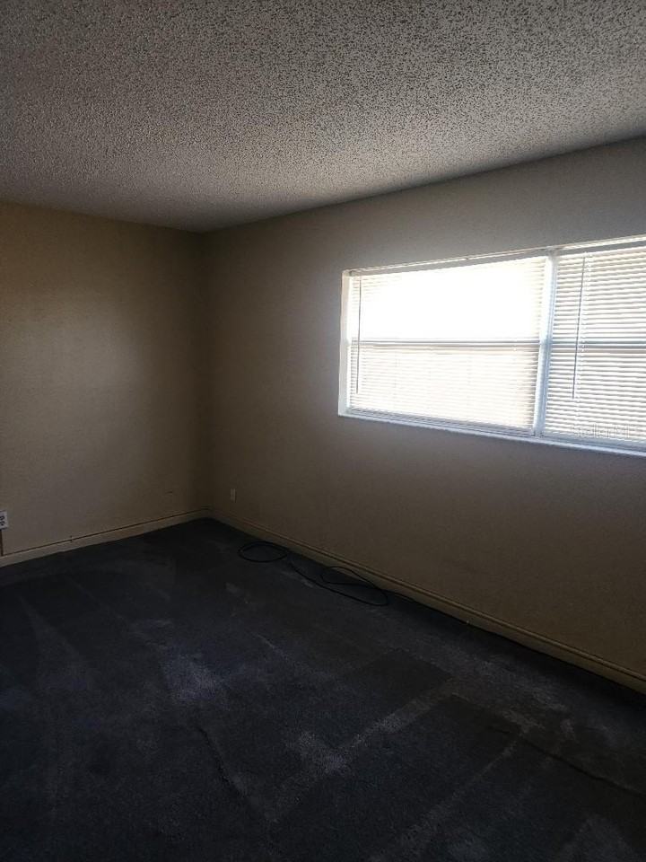 4450 40th Ave N #D16 - Photo 6 of 7