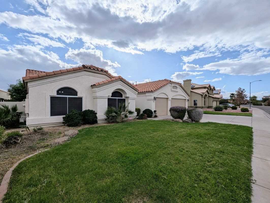12417 W Encanto Blvd - Photo 2 of 42