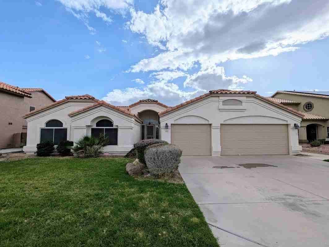 12417 W Encanto Blvd - Photo 3 of 42