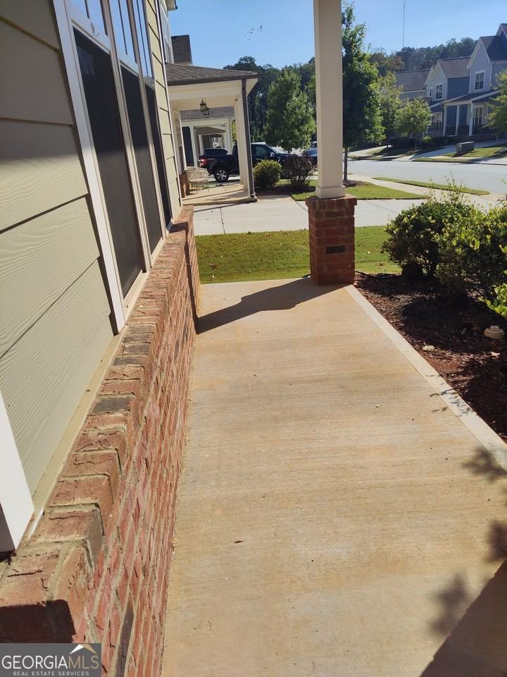 514 Avondale Hills Dr - Photo 3 of 39