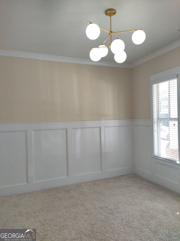 514 Avondale Hills Dr - Photo 6 of 39