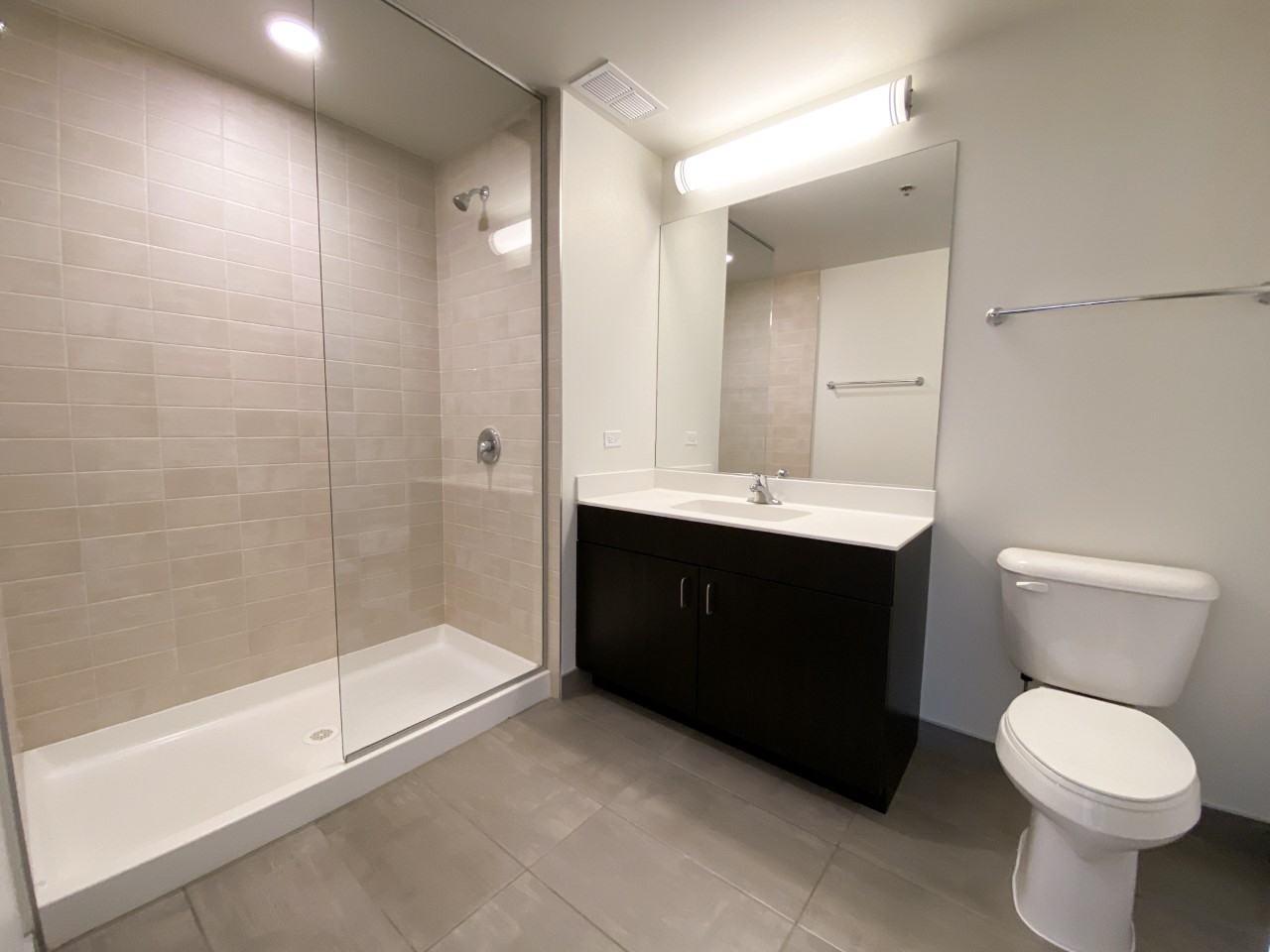 3218 N Clark St - Photo 3 of 16