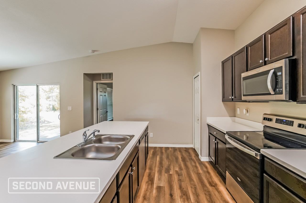 3802 33rd St Sw - Photo 2 of 25