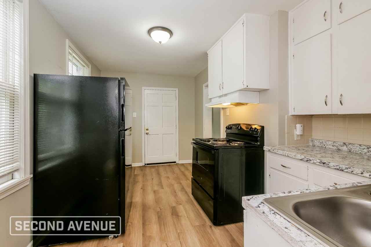 784 Miami St - Photo 7 of 27