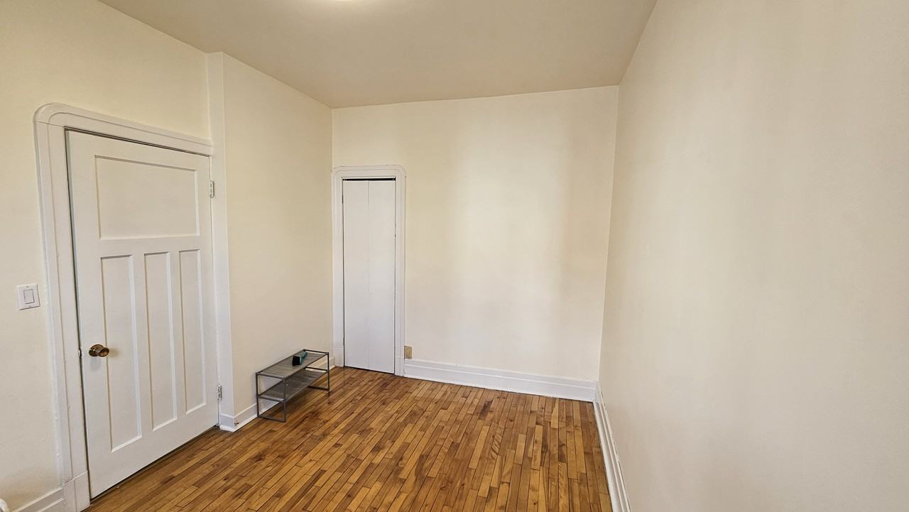 720 4e Avenue — photo 2