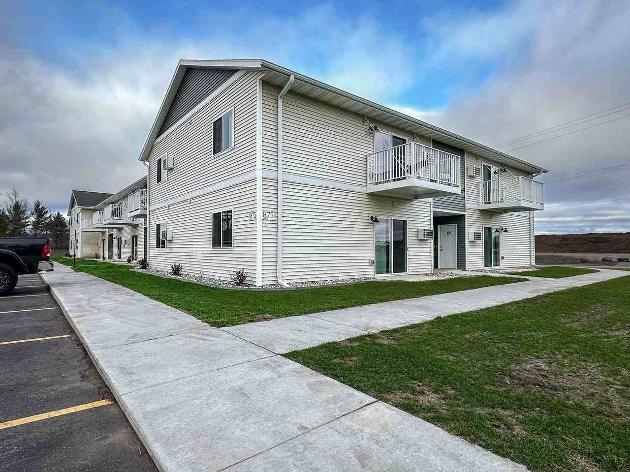 SCS Niagara - Photo 7 of 12