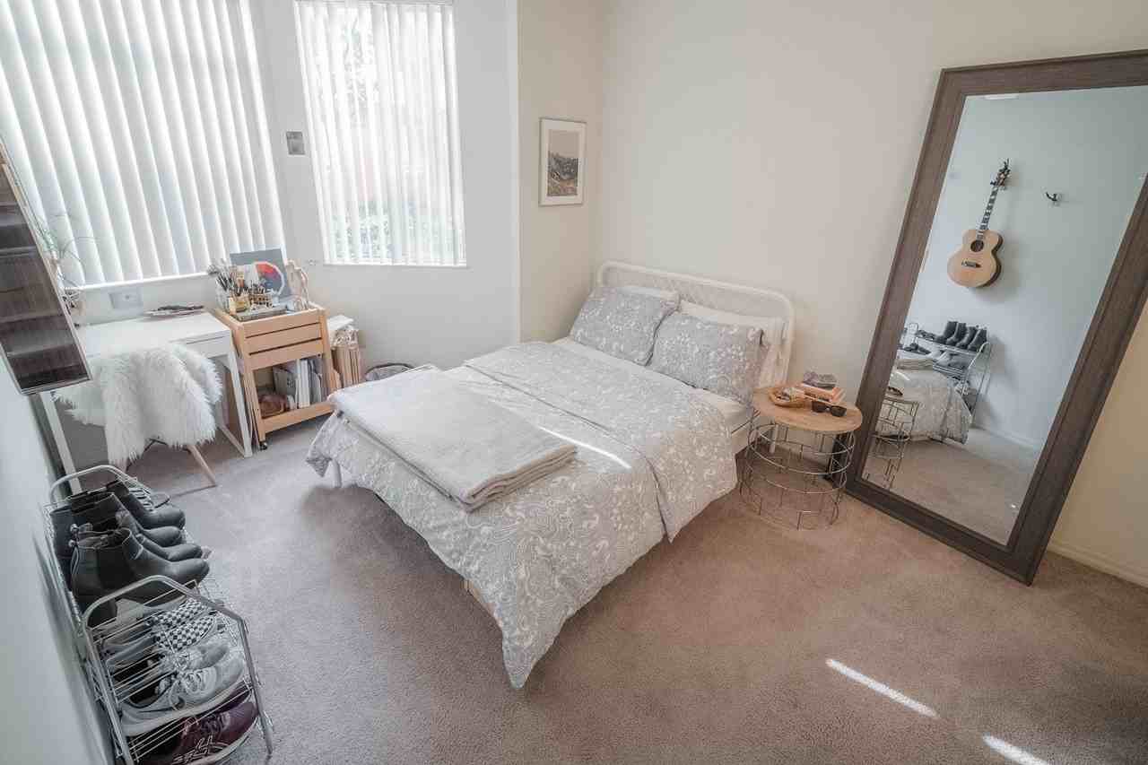 Looking Glass Apartments - Photo 5 of 10