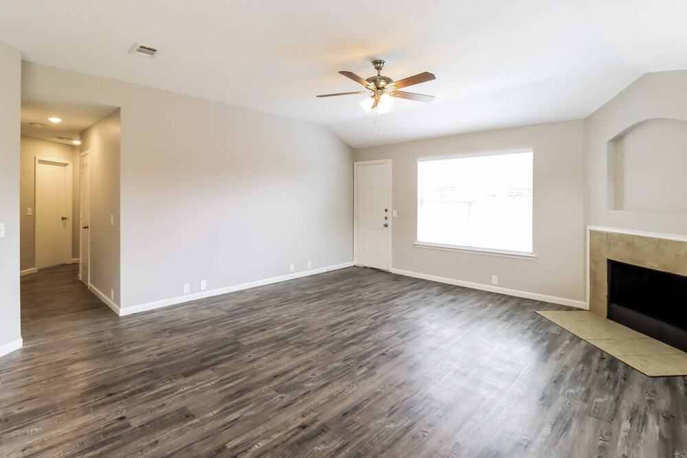 4000 Tuscany Ct - Photo 5 of 18