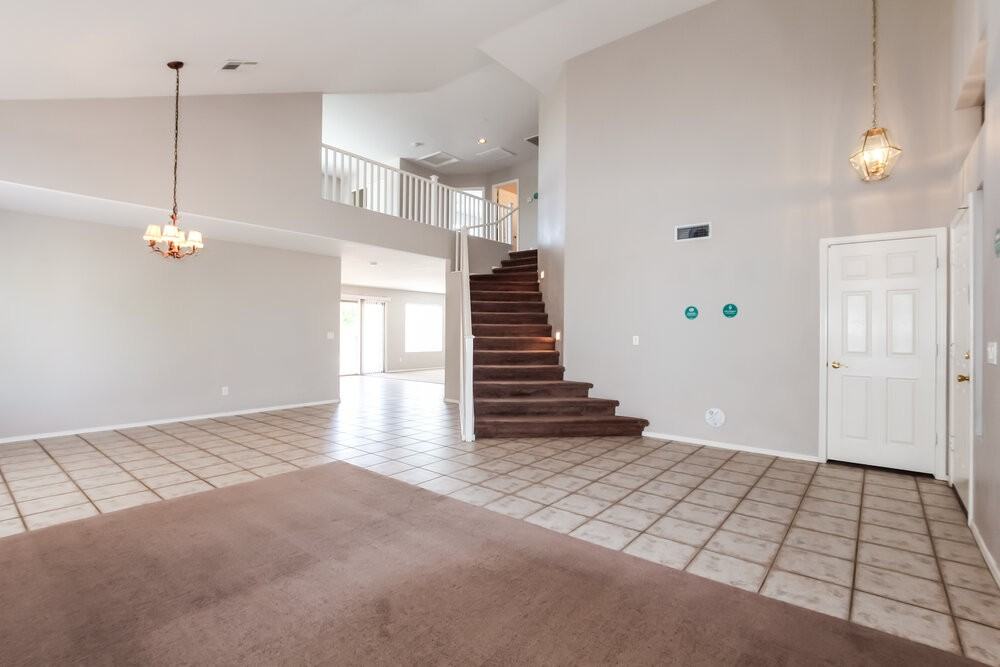 16186 N 158th Dr - Photo 7 of 17