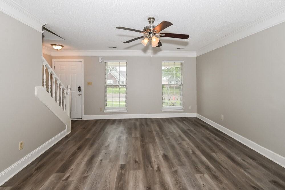 4210 Shadow Ridge Dr - Photo 4 of 17