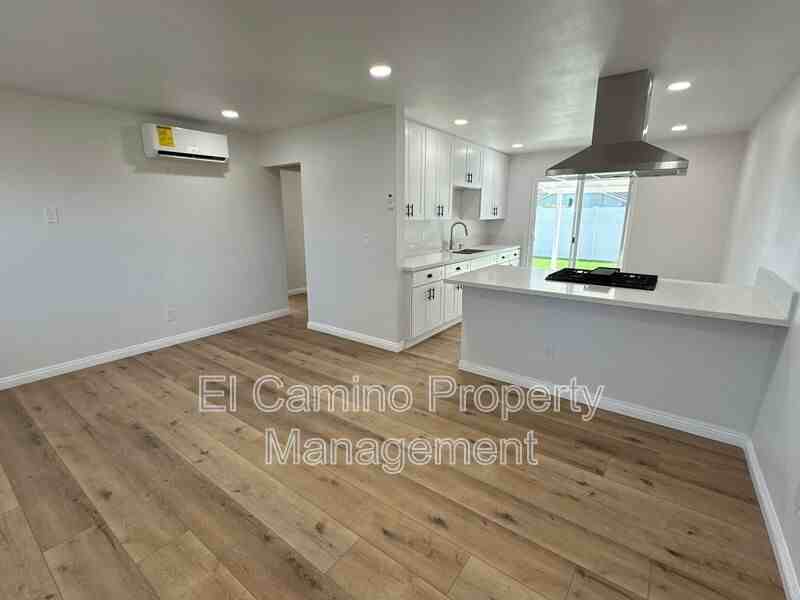 3712 E Hungerford St - Photo 3 of 23