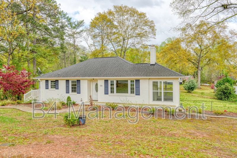 200 Princeton Ave - Photo 3 of 16