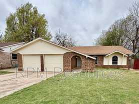 720 Willow Run - Photo 1 of 1
