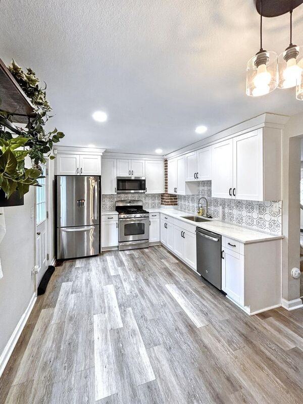 8049 Galveston Blvd - Photo 3 of 25